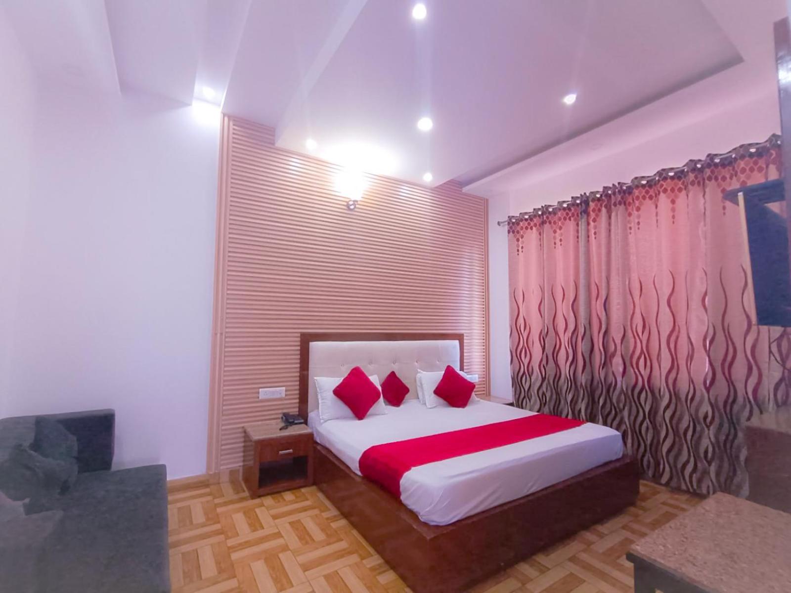 Hotel Snow Ark Inn, Dalhousie Esterno foto